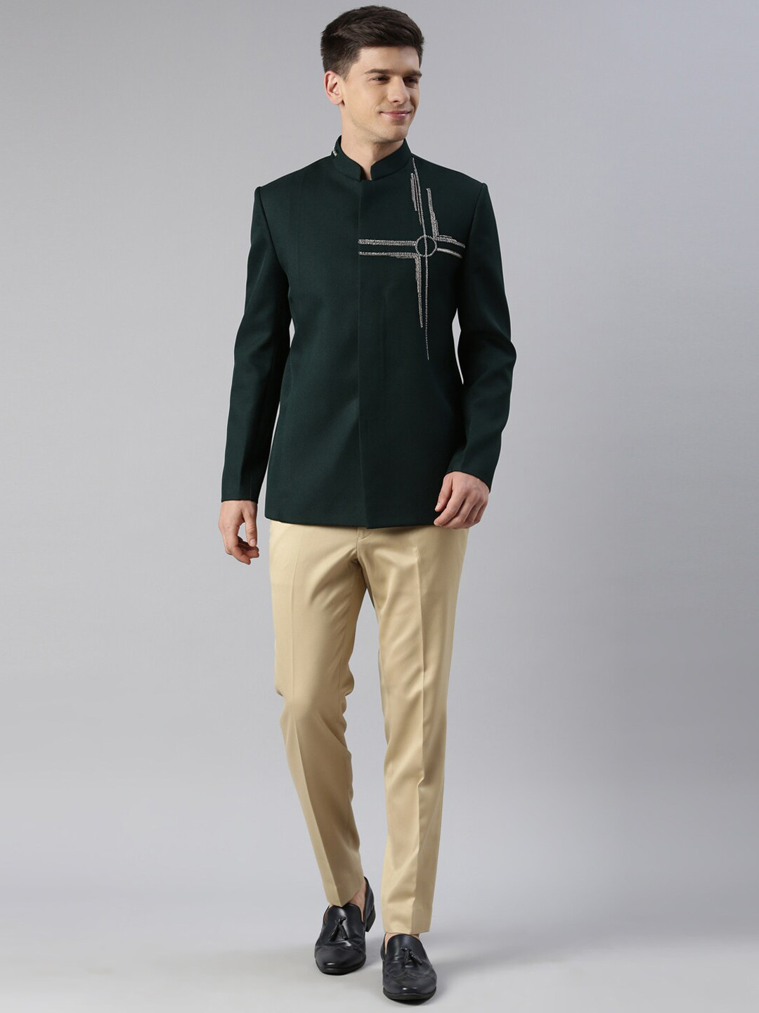 

TheEthnic.Co Embroidered Bandhgala 2 Piece Suits, Green