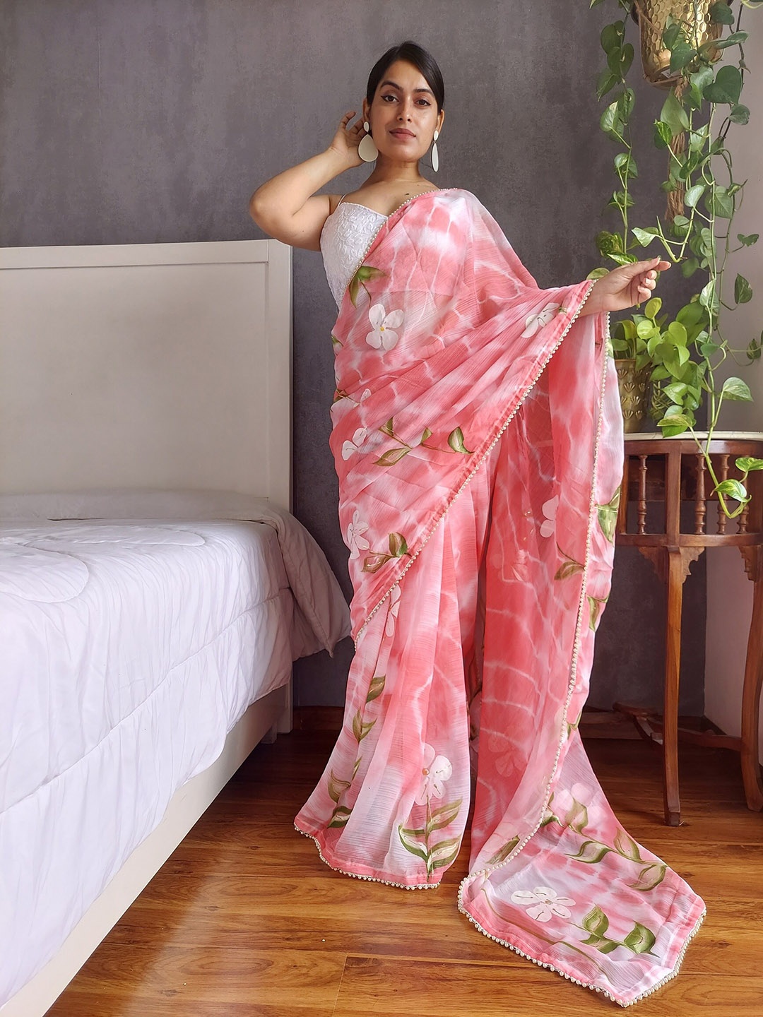 

Anouk Floral Printed Saree, Pink