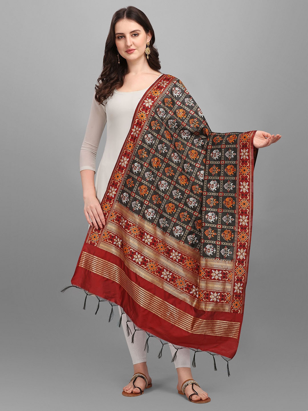 

ESCORA Ethnic Motifs Woven Design Dupatta, Black