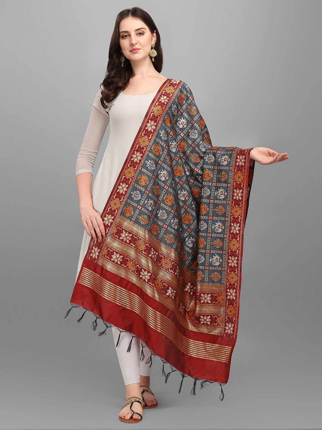 

ESCORA Ethnic Motifs Woven Design Dupatta, Grey