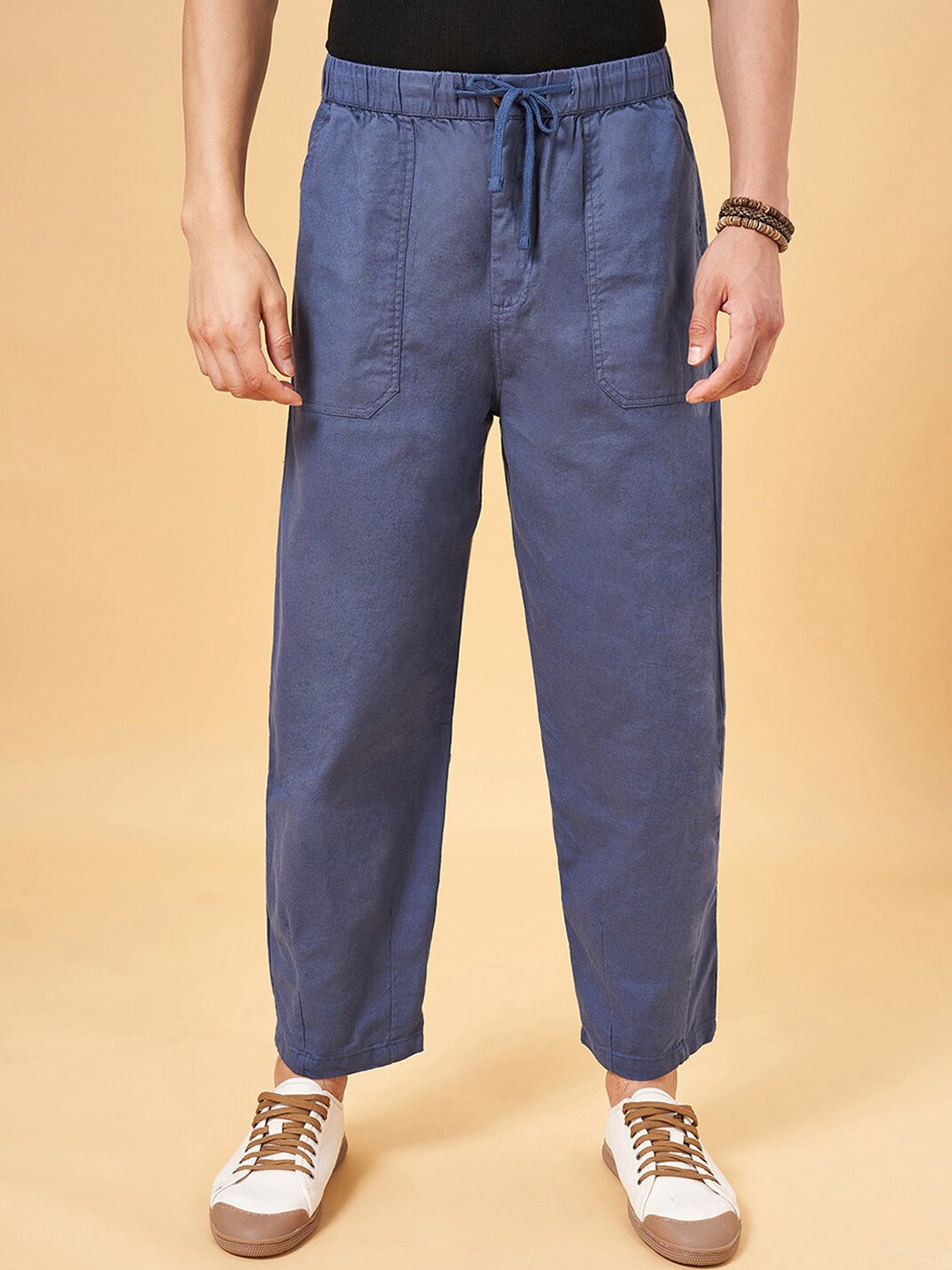 

7 Alt by Pantaloons Men Mid-Rise Cotton Loose Fit Trousers, Blue