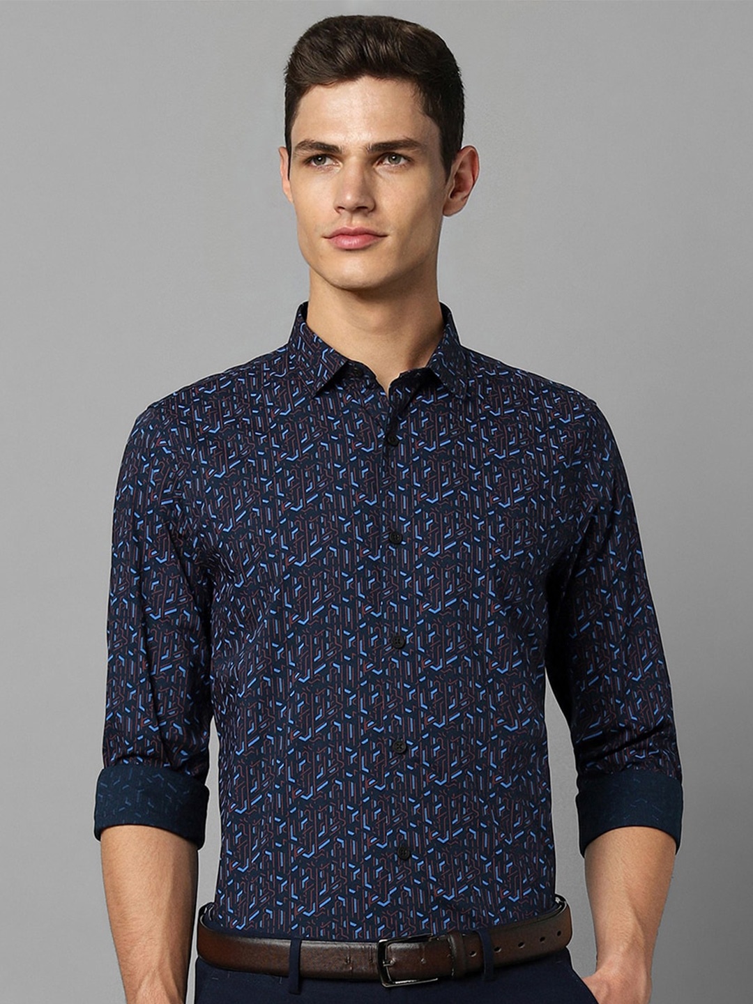 

Allen Solly Men Navy Blue Slim Fit Floral Opaque Printed Casual Shirt