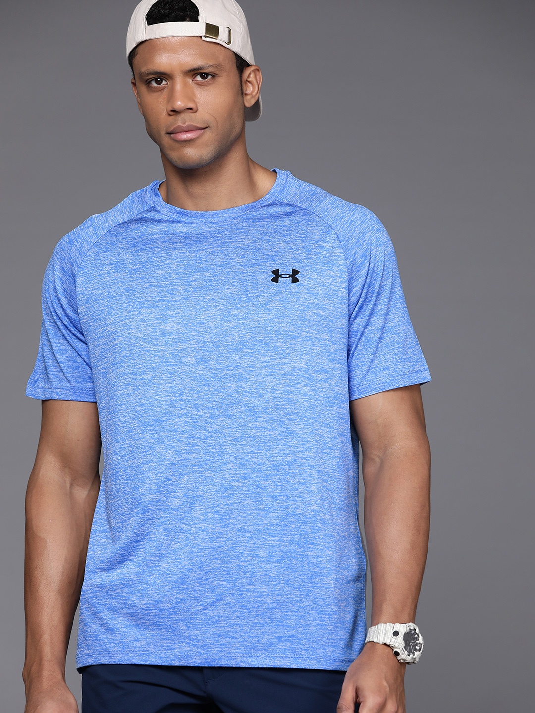 

UNDER ARMOUR Men Relaxed Fit T-shirt, Blue