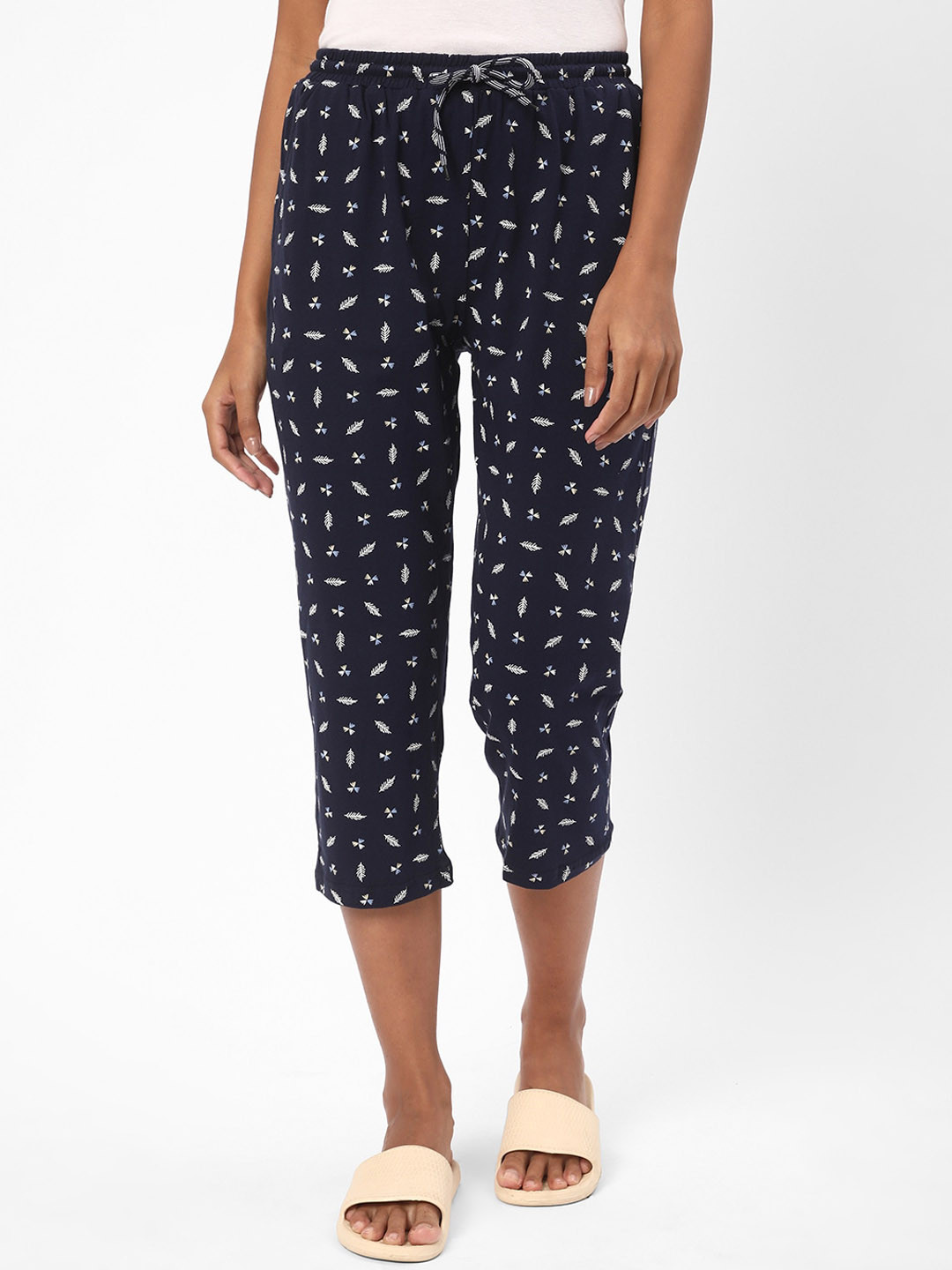 

R&B Conversational Printed Cotton Capri Lounge Pants, Navy blue