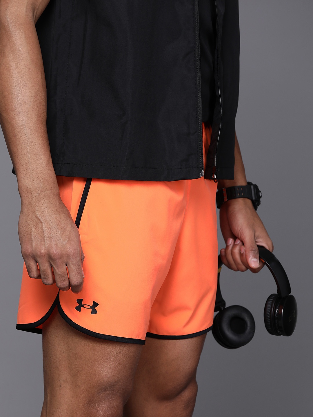 

UNDER ARMOUR Men HIIT Woven Slim Fit Training Shorts, Orange