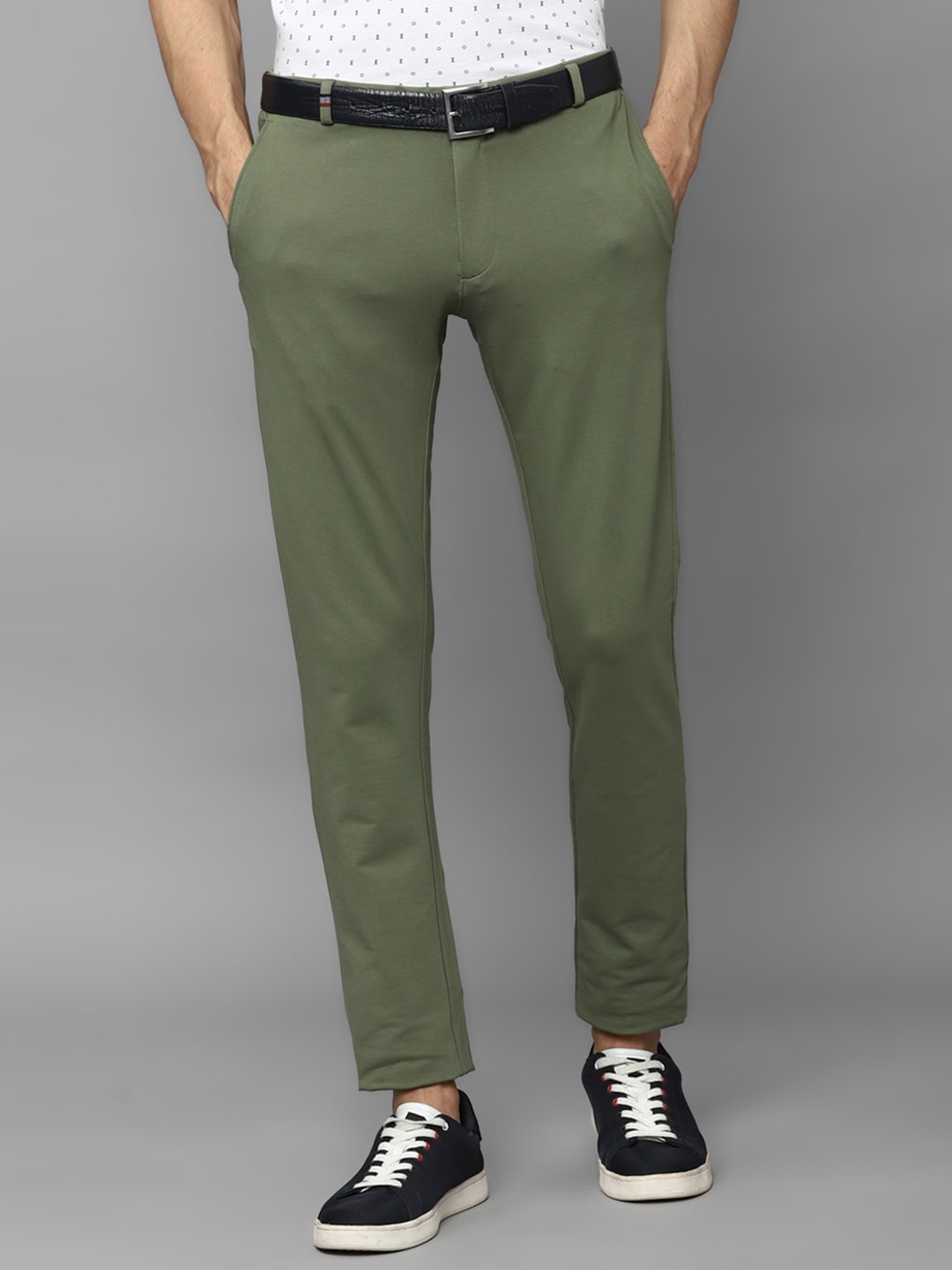 

Louis Philippe Sport Men Mid-rise Slim Fit Regular Trousers, Olive