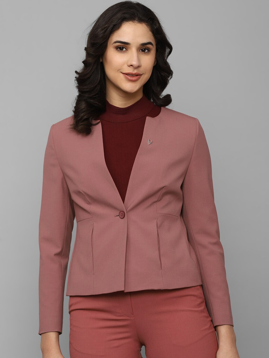 

Allen Solly Woman Single-Breasted Slim-Fit Blazer, Pink