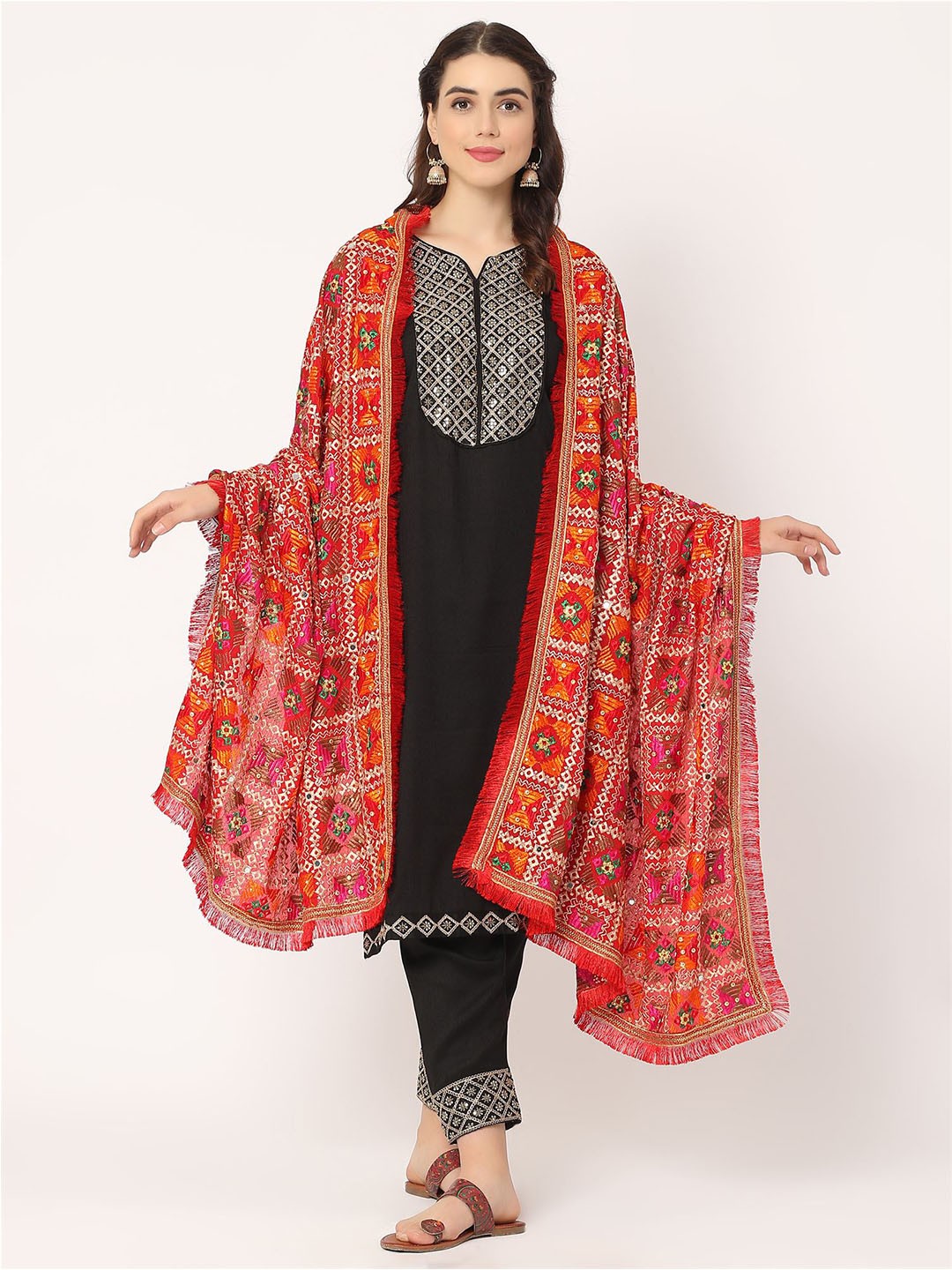 

Moda Chales Phulkari Embroidered Dupatta, Red