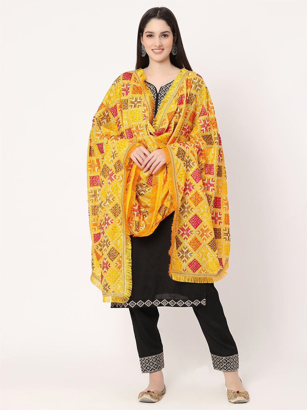 

Moda Chales Phulkari Embroidered Dupatta, Yellow
