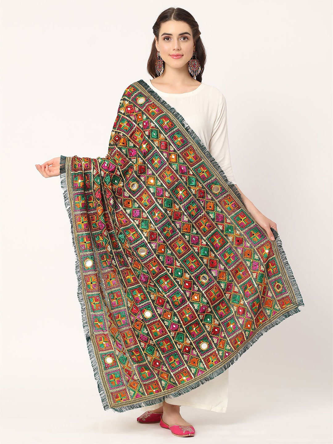 

Moda Chales Ethnic Motifs Embroidered Phulkari Dupatta, Green