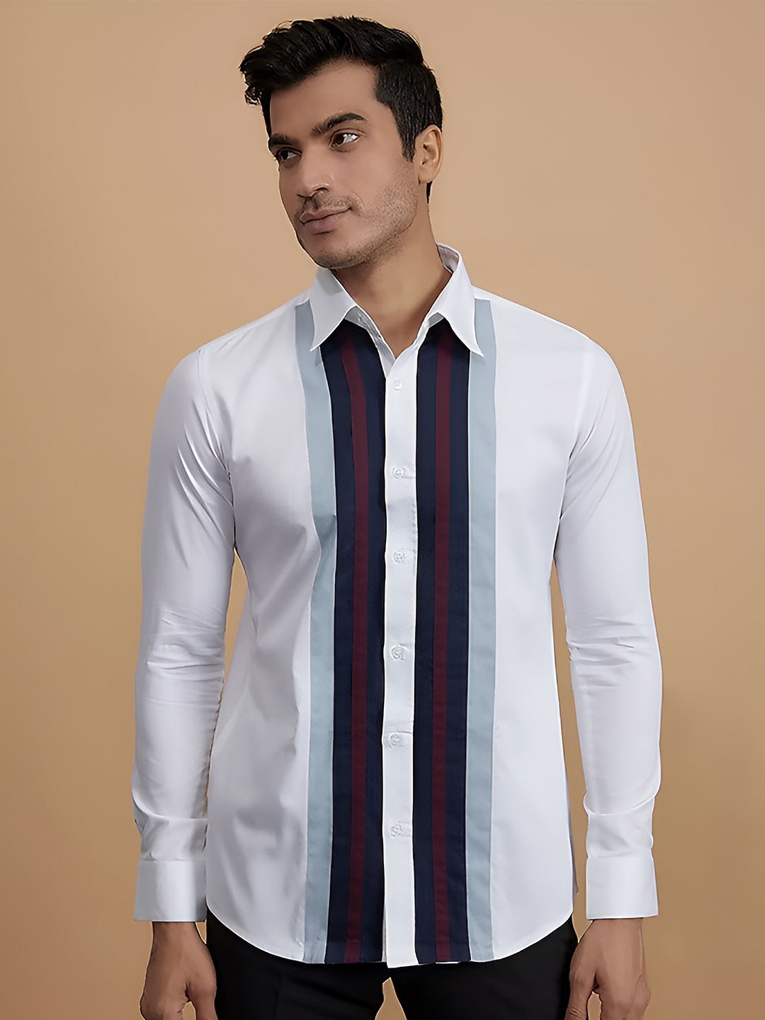 

HE SPOKE Modern Tailored Fit Applique Detail Casual Shirt, White