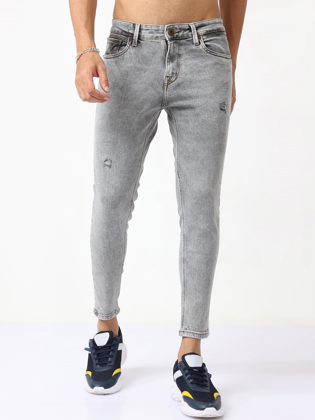 

BADMAASH Men Skinny Fit Mid-Rise Low Distress Heavy Fade Stretchable Jeans, Grey