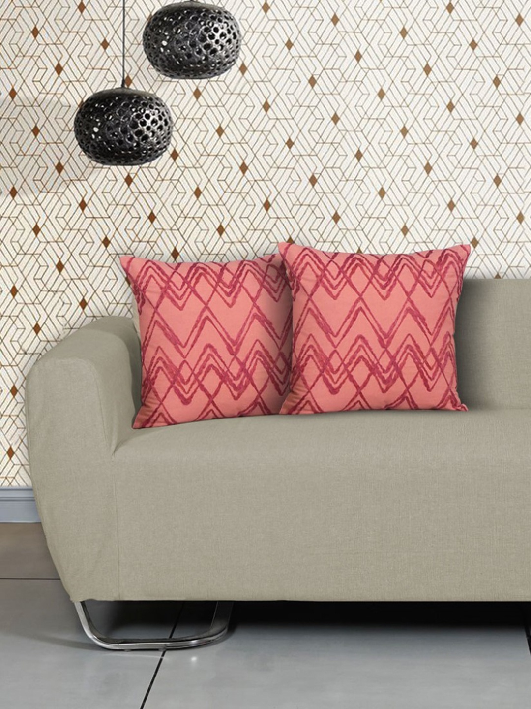 

Ode & Cleo Peach-Coloured Set of 2 Geometric Square Cushion Covers