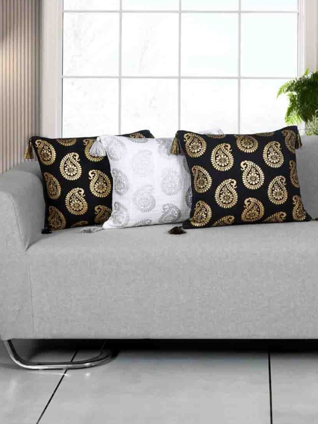 

Ode & Cleo Off White & Black 3-Pieces Embroidered Pure Cotton Square Cushion Covers