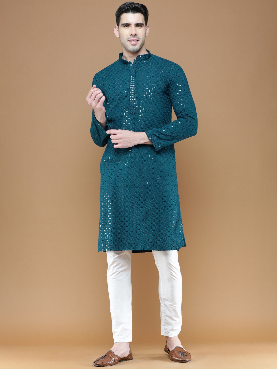 

Sanwara Floral Embroidered Pure Cotton Sequinned Kurta With Pyjamas, Blue
