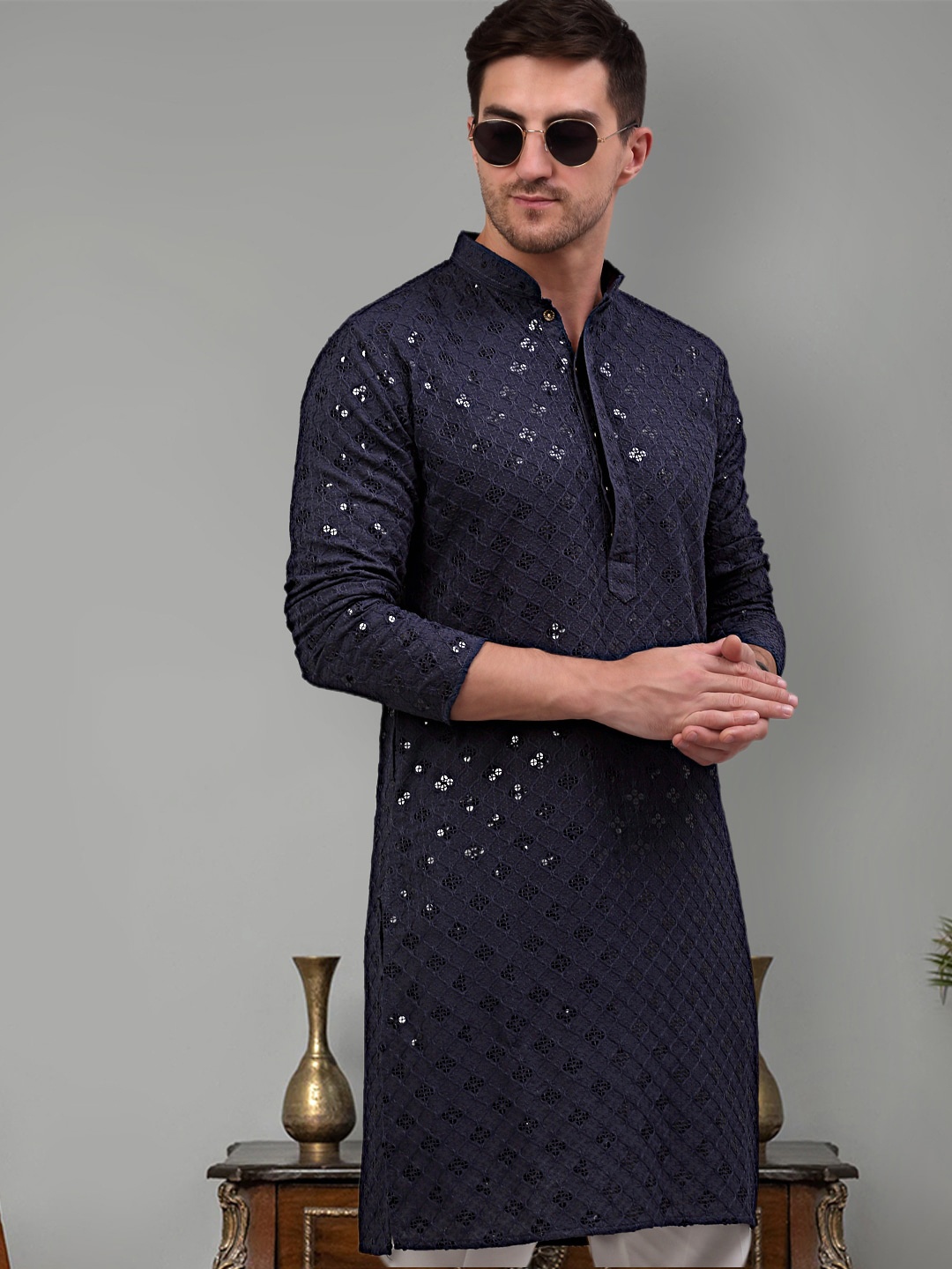 

Jompers Ethnic Motif Embroidered Mandarin Collar Sequinned Kurta with Trousers, Grey