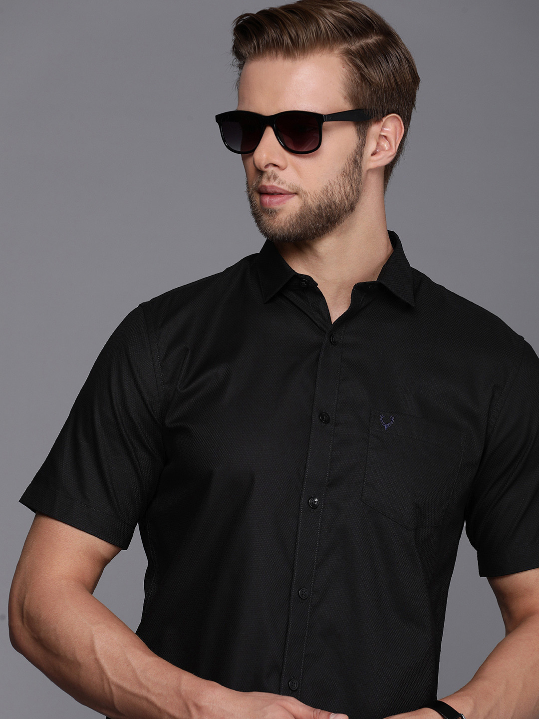 

Allen Solly Classic Fit Pure Cotton Casual Shirt, Black