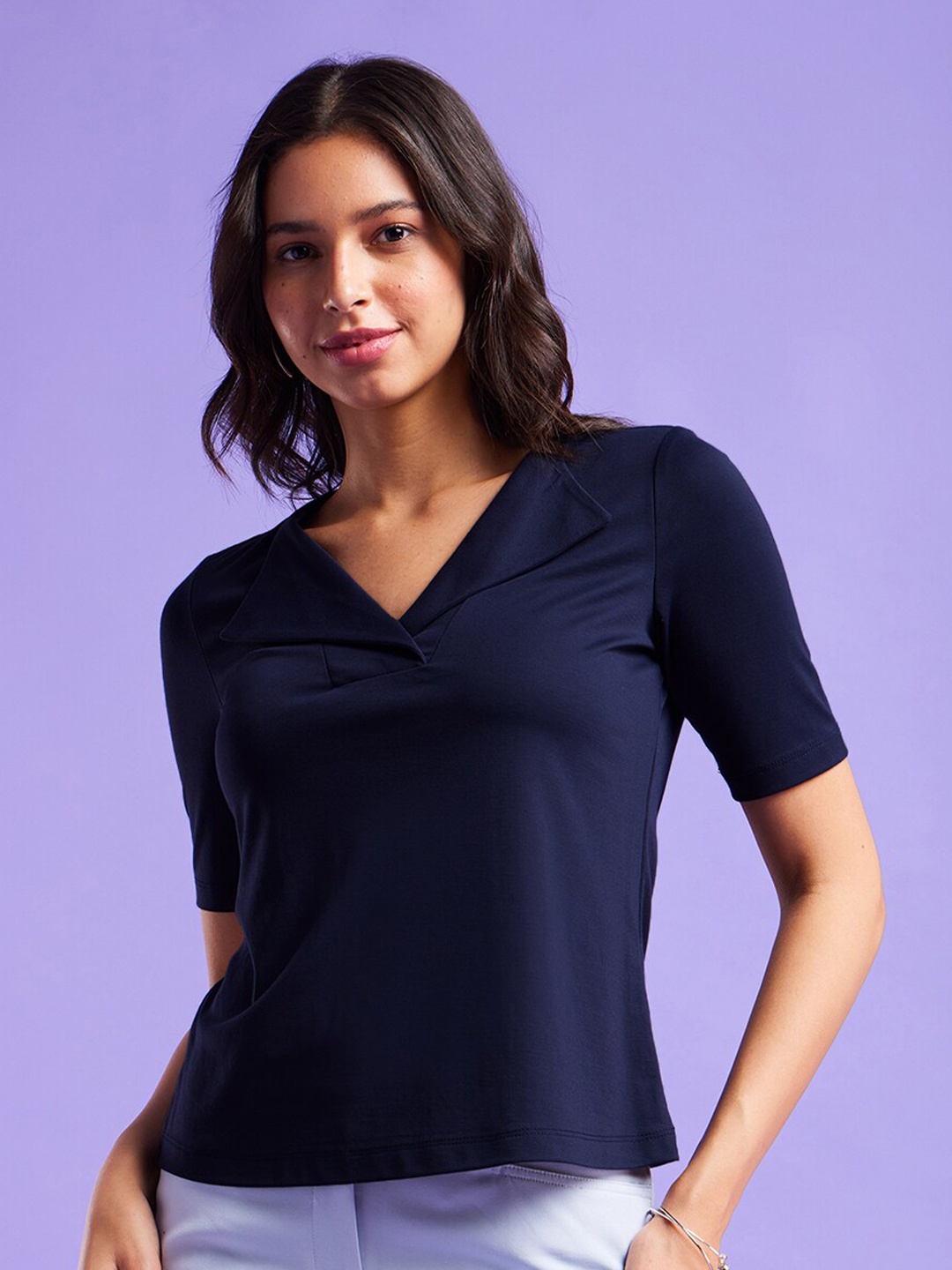 

FableStreet V-Neck Short Sleeves Regular Top, Navy blue