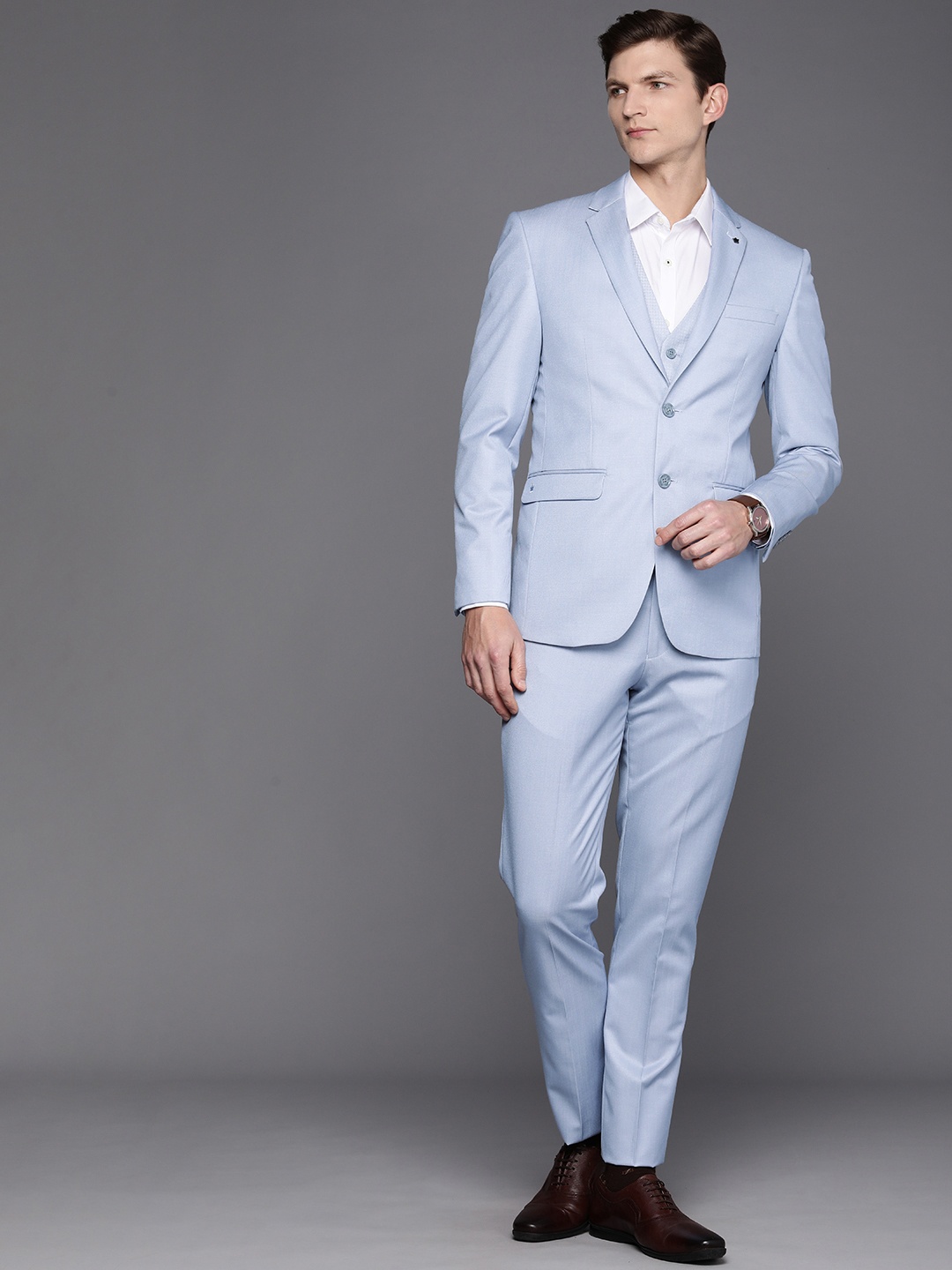 

Louis Philippe Solid Slim-Fit Single Breasted Formal Blazer And Trousers With Waistcoat, Blue