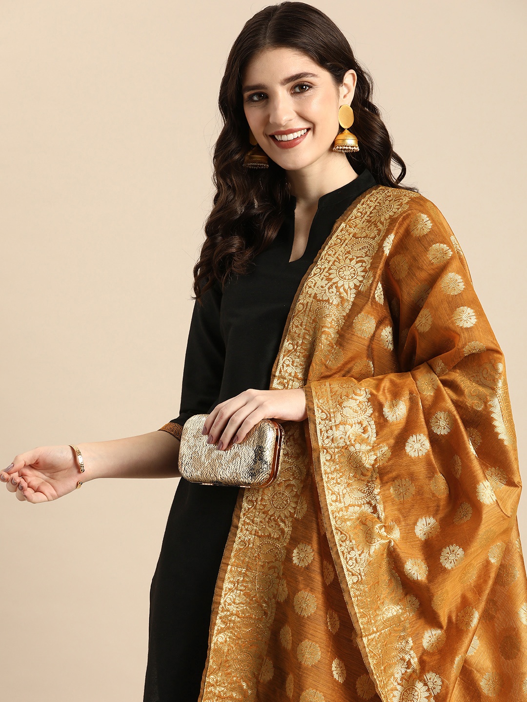 

Anouk Women Regular Kurta with Trousers & With Dupatta, Black