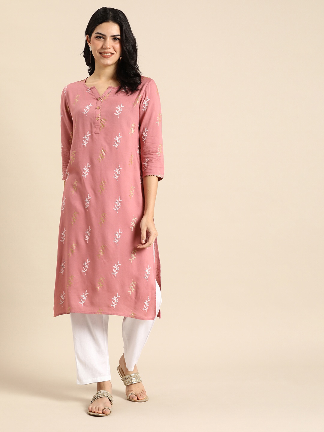 

Anouk Women Floral Printed Gotta Patti Kurta, Pink