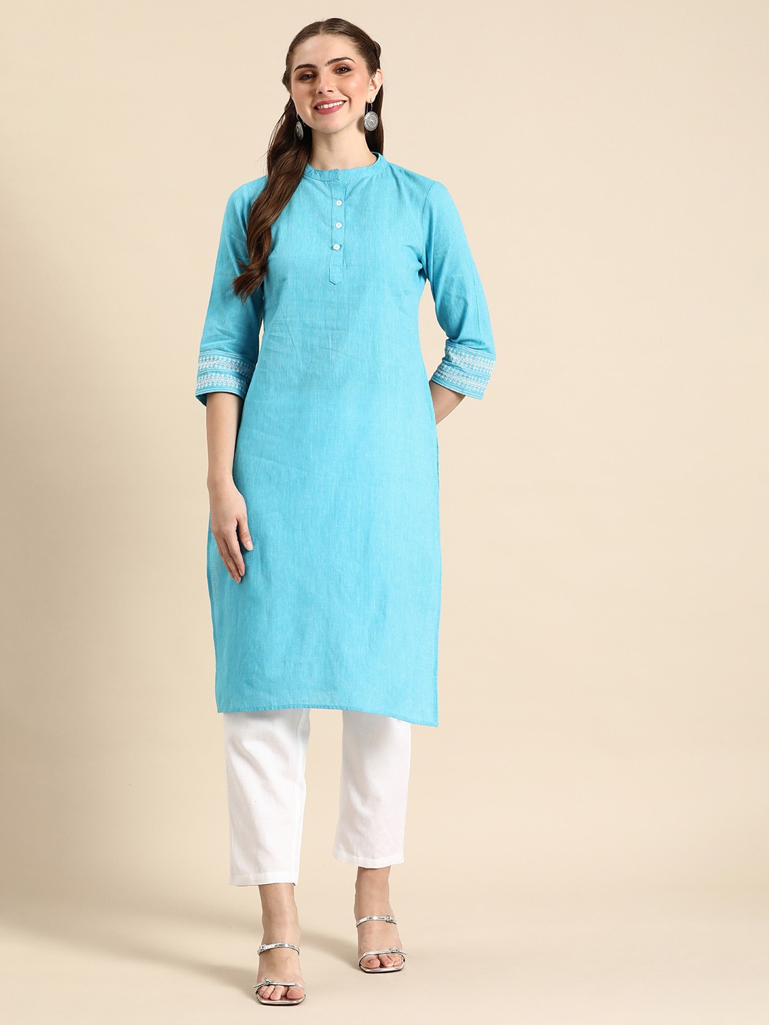 

Anouk Women Solid Straight Kurta, Blue