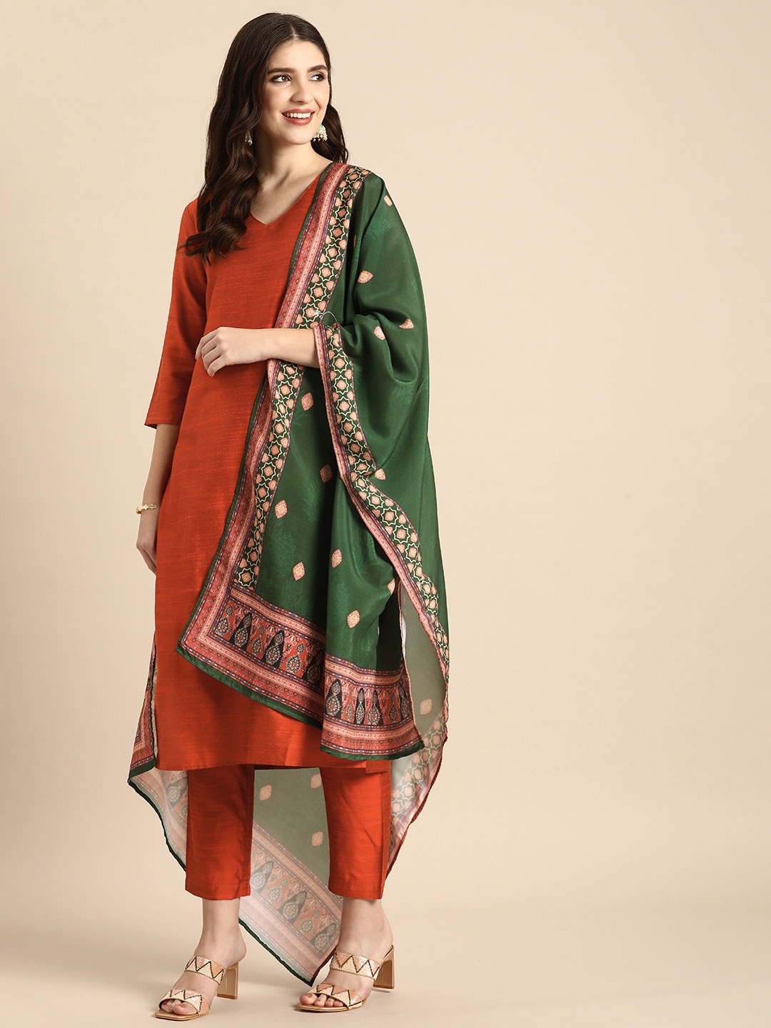 

Anouk Women Regular Kurta with Trousers & With Dupatta, Rust