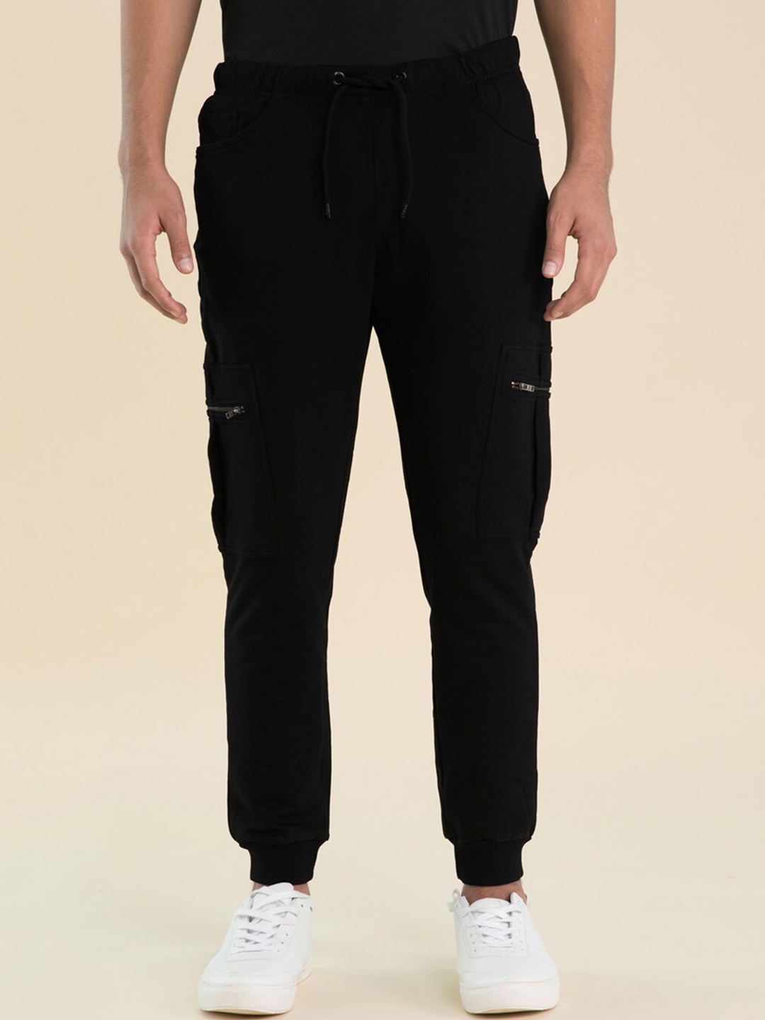 

Bewakoof Men Mid-Rise Pure Cotton Joggers, Black