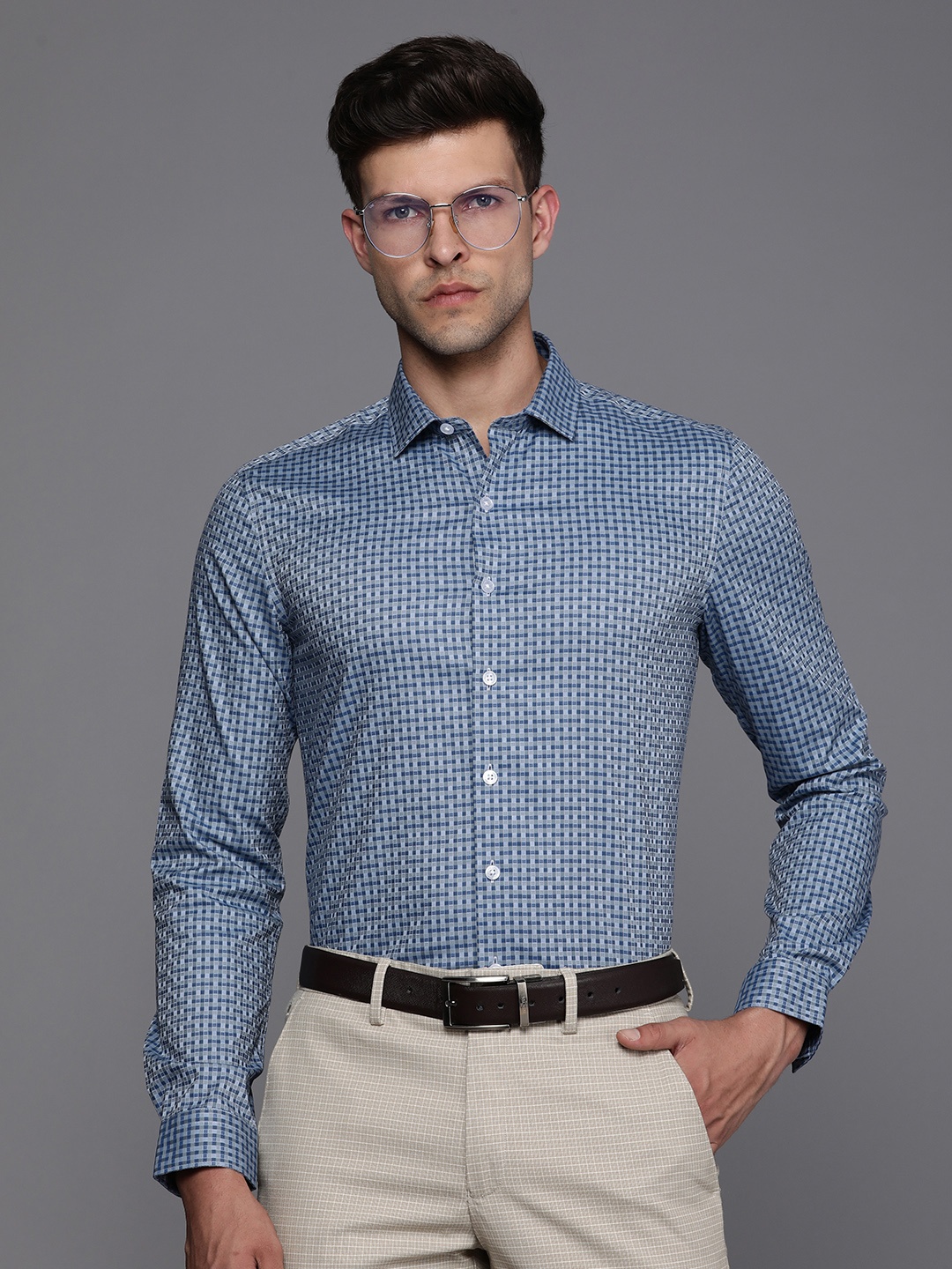 

Louis Philippe Men Pure Cotton Super Slim Fit Checked Casual Shirt, Blue