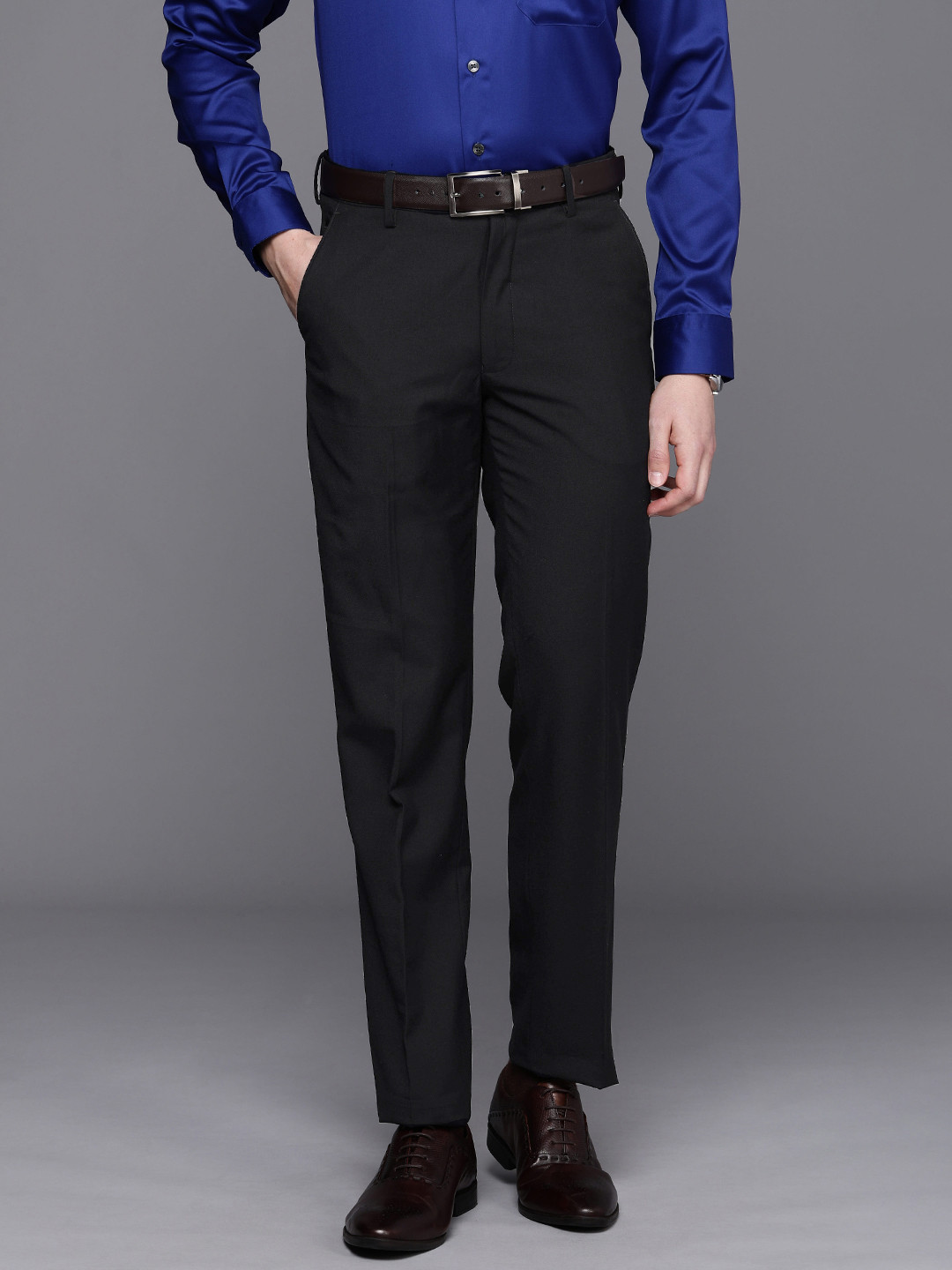 

Louis Philippe Men Slim Fit Trousers, Black