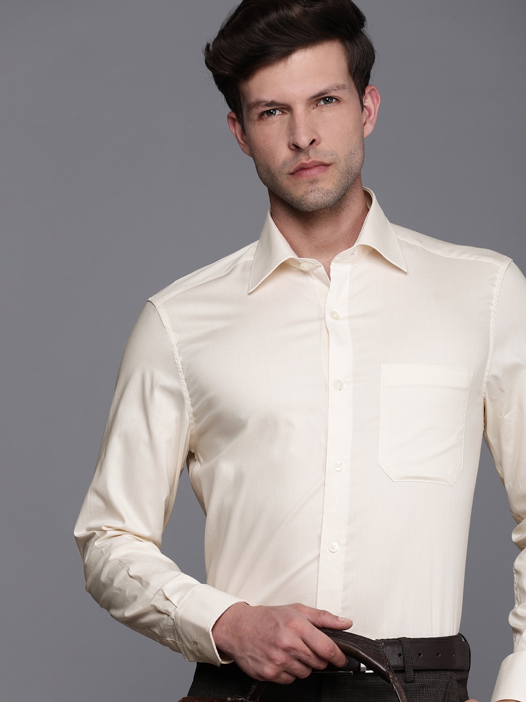 

Louis Philippe Classic Fit Pure Cotton Formal Shirt, Cream