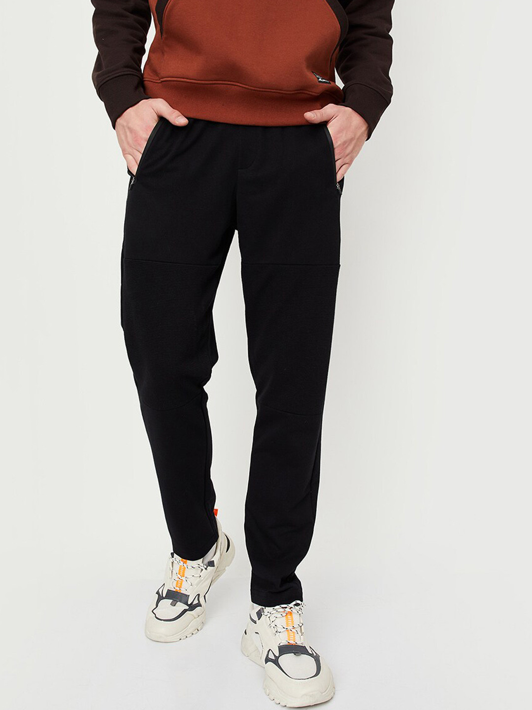 

max Men Mid-rise Track Pants, Black
