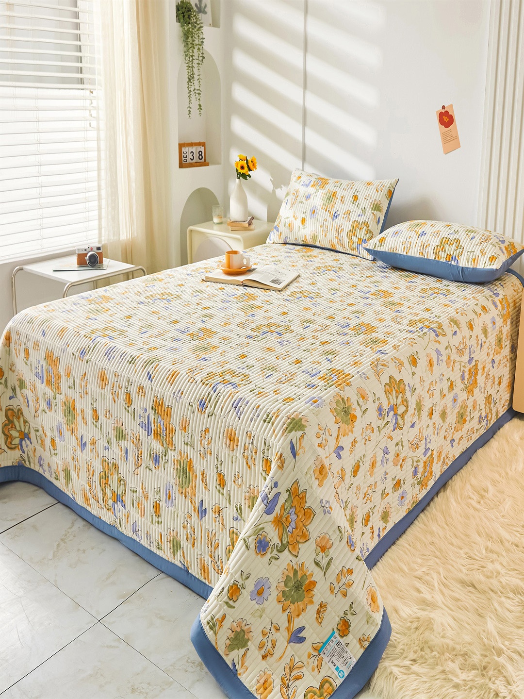 

JC HOME Yellow & Blue Floral Printed Quilted Double King Bed Cover & 2 Pillow Covers, Beige