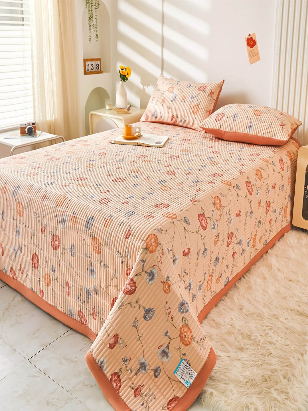

JC HOME Pink Floral Printed 162 TC Single Bed Cover With 2 Pillow Covers