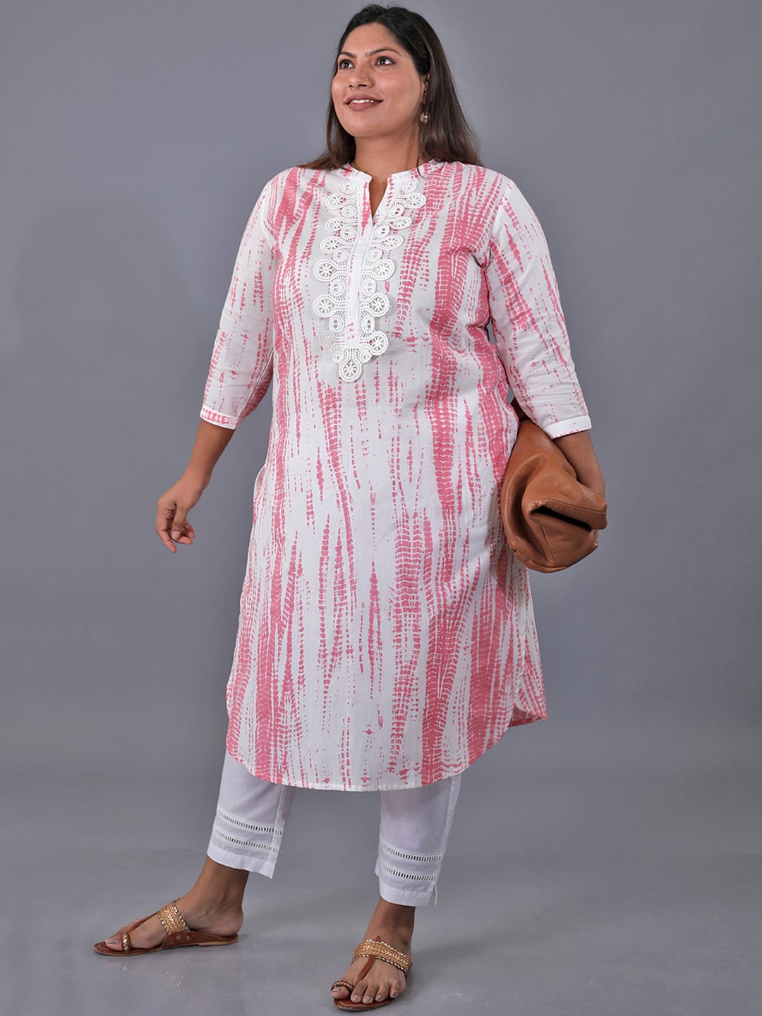 

Fabnest Curve Abstract Printed A-Line Kurta, Pink