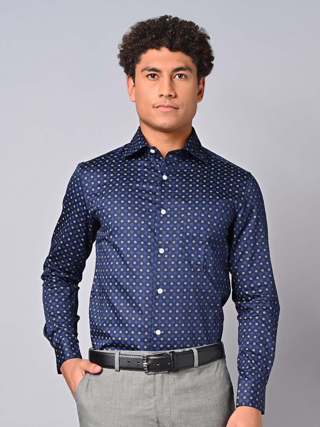 

Justin Whyte Classic Geometric Printed Cutaway Collar Pure Cotton Formal Shirt, Navy blue