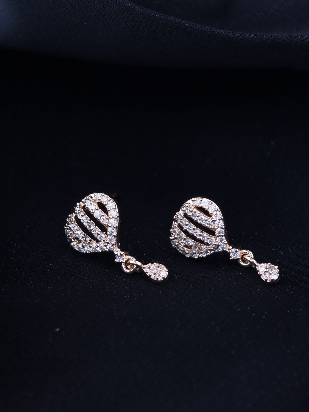 

I Jewels Rose Gold American Diamond Contemporary Drop Earrings