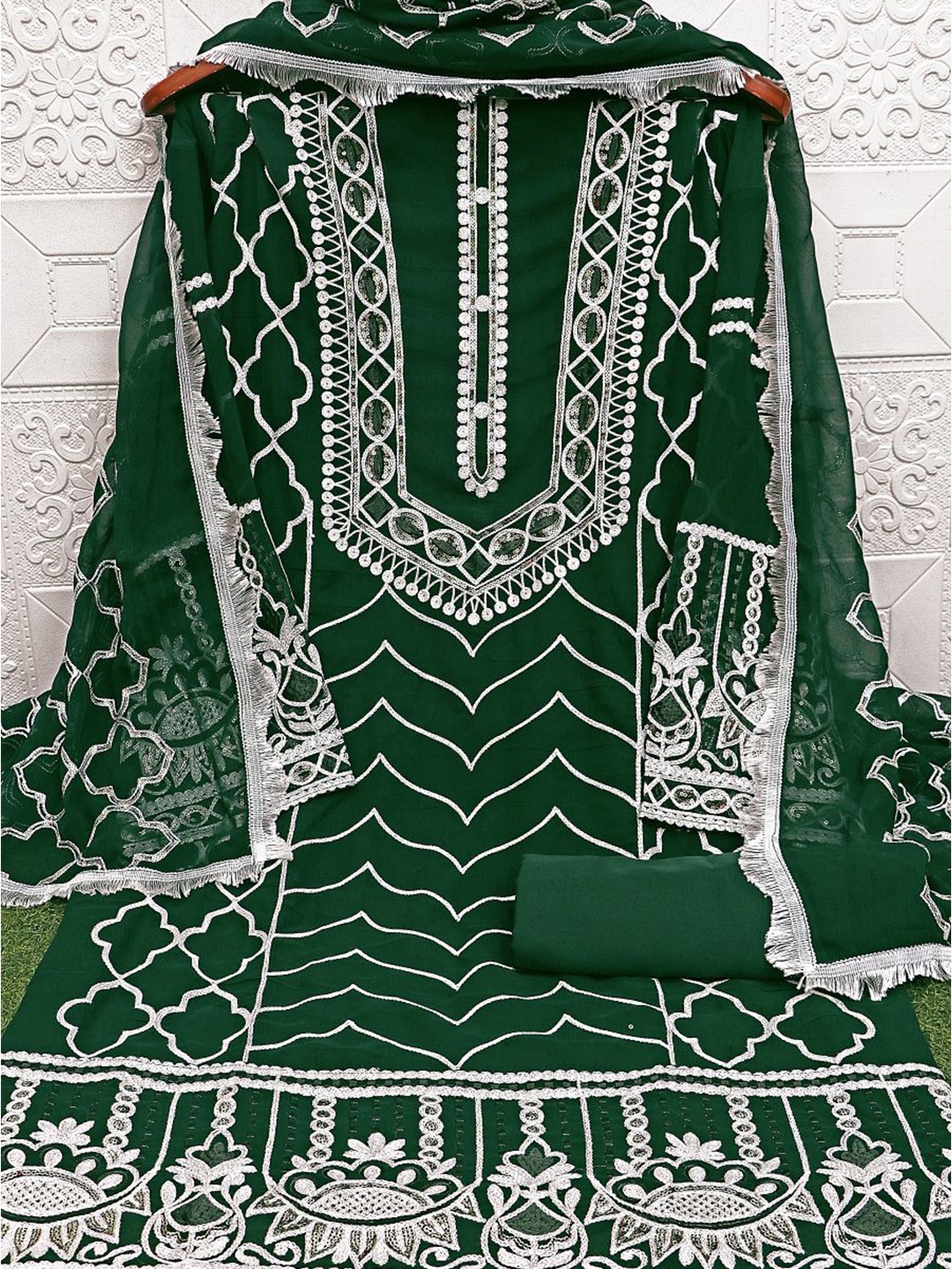 

VAIRAGEE Embroidered Sequinned Unstitched Dress Material, Green