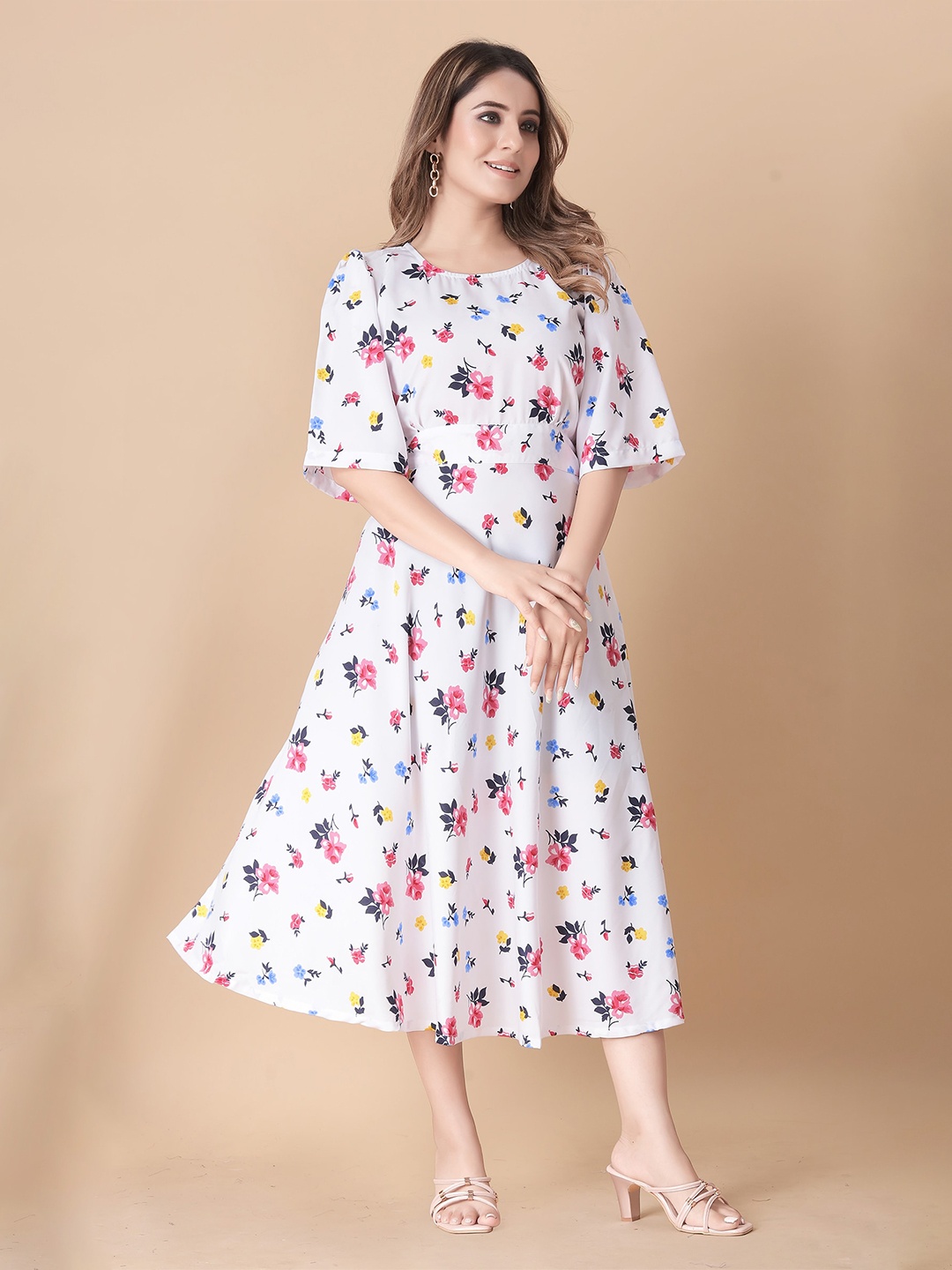 

N N ENTERPRISE Floral Printed Flared Sleeves Fit & Flare Midi Dress, White