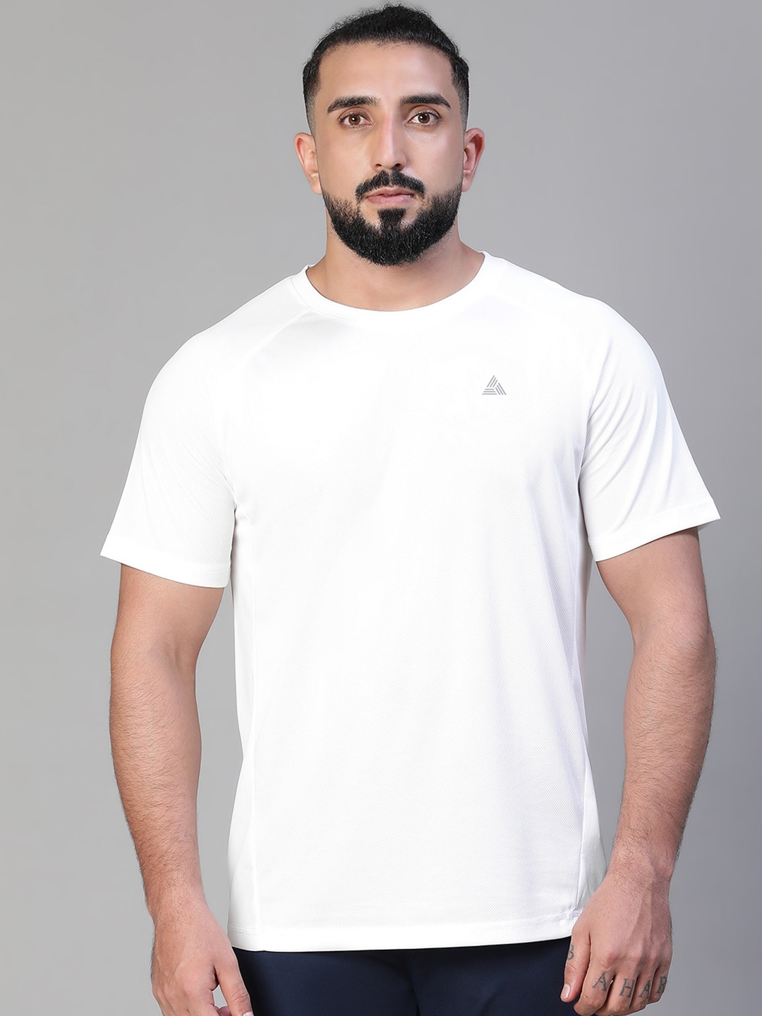 

ATHLISIS Short Sleeves Dri-FIT Slim Fit Sports T-shirt, White