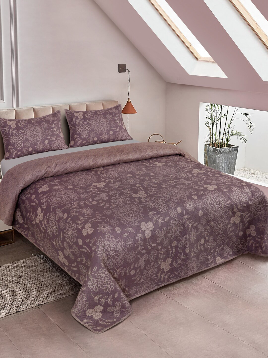 

DREAM WEAVERZ Purple & Beige Printed Double King Bed Cover With 2 Pillow Covers