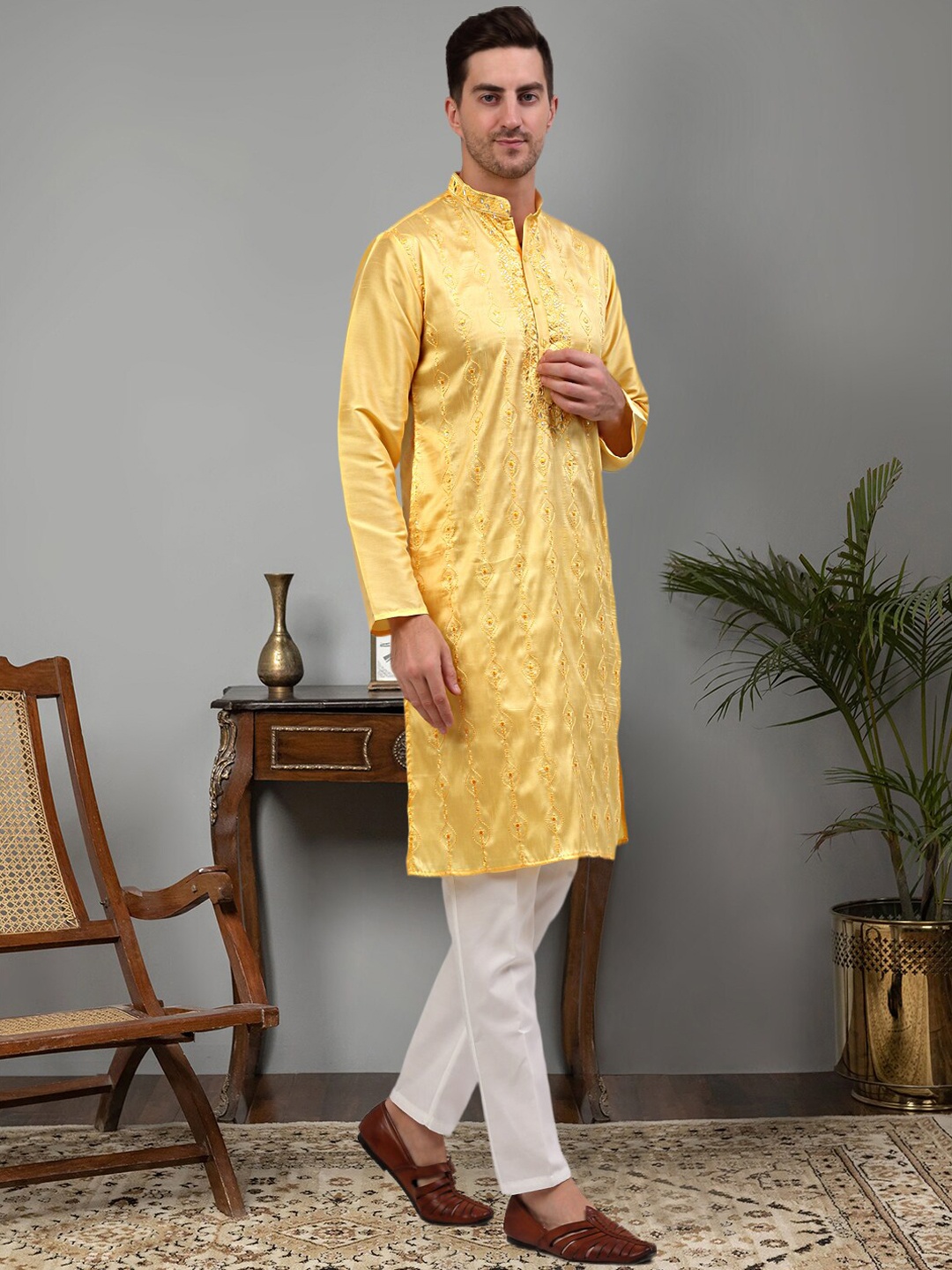 

Jompers Ethnic Motifs Embroidered Regular Thread Work Kurta with Pyjamas, Yellow