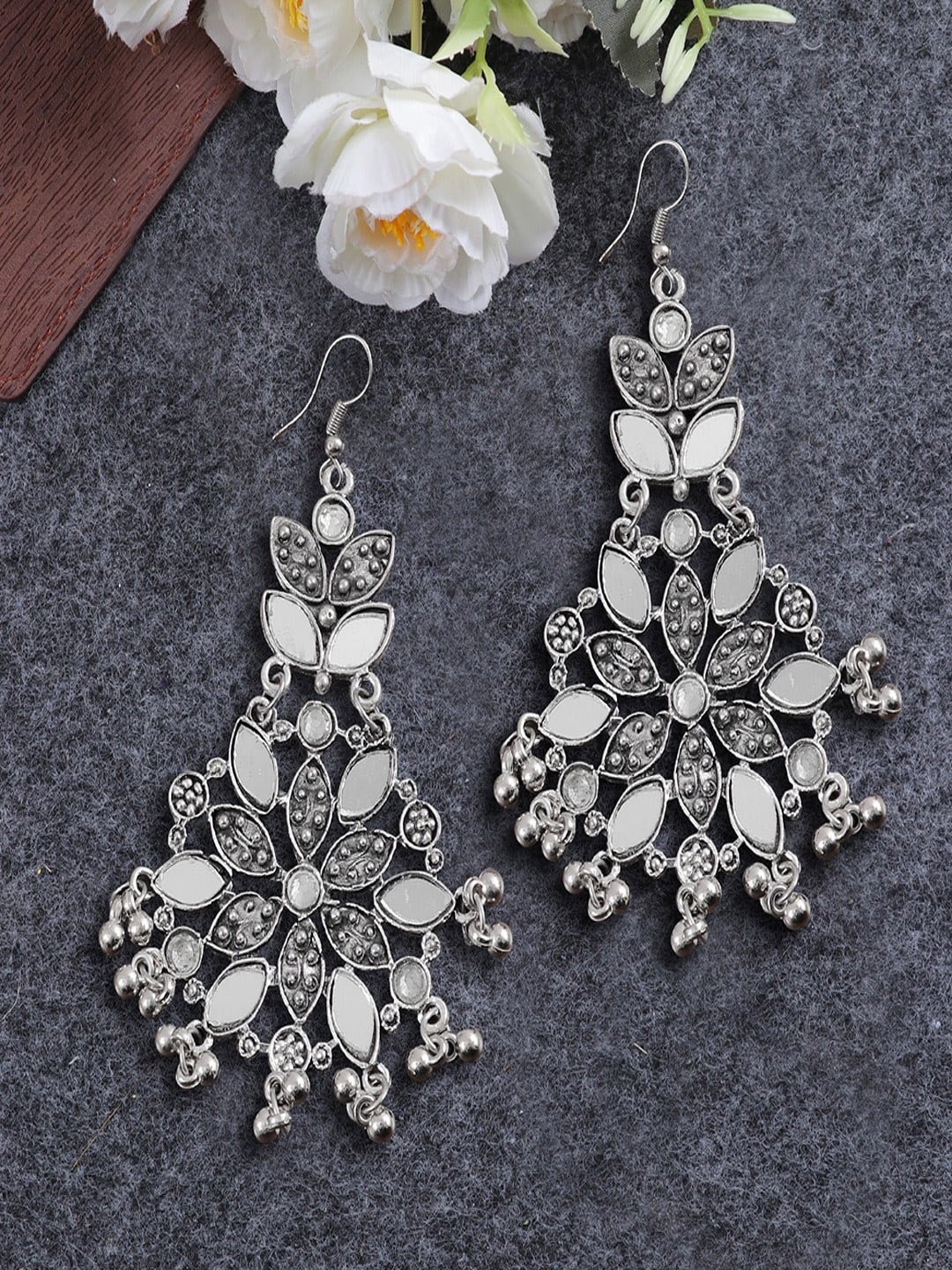 

UNIVERSITY TRENDZ Silver-Plated Classic Drop Earrings