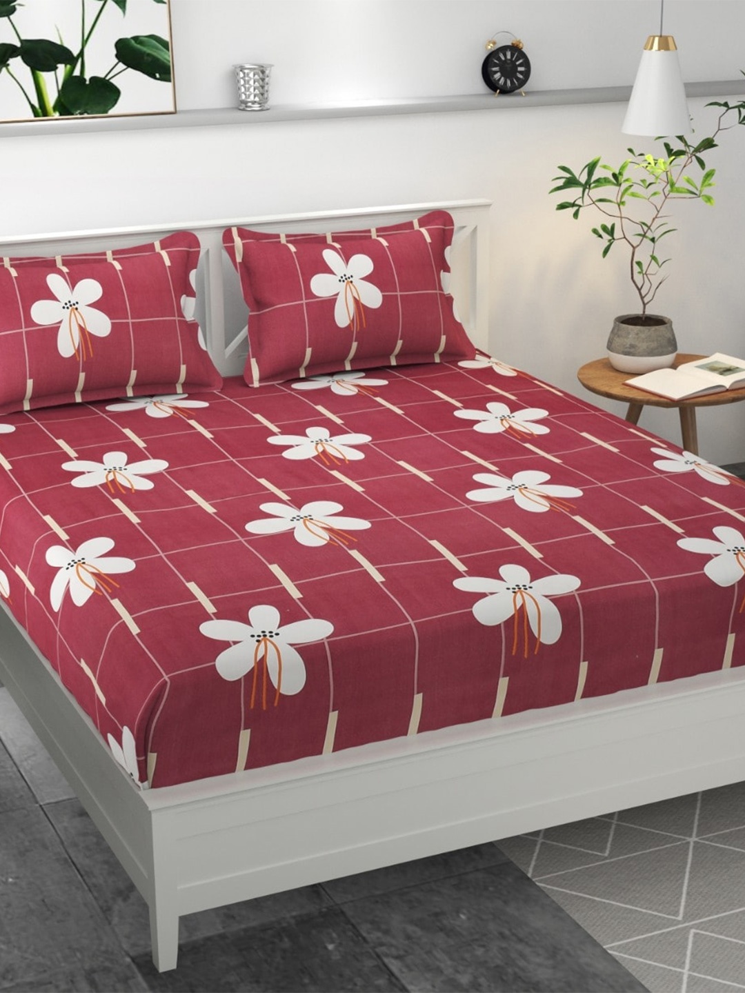 

Bajo's Maroon & White Floral Cotton 300 TC Fitted Queen Bedsheet with 2 Pillow Covers