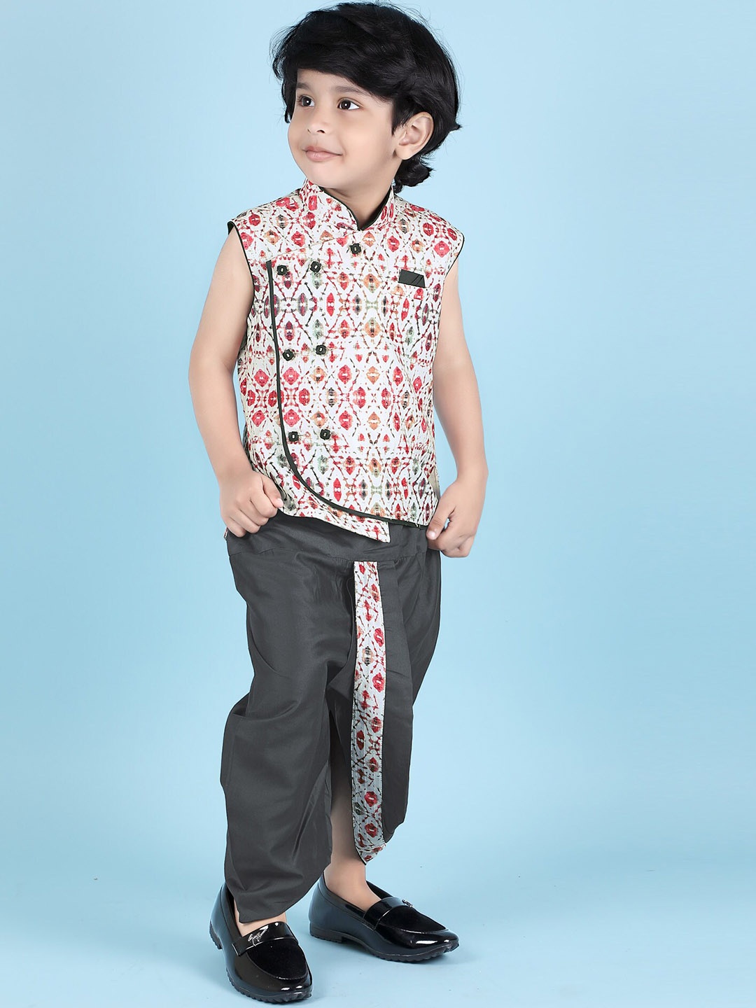 

KIDS FARM Boys Ethnic Motifs Printed Pure Silk Angrakha Kurta with Dhoti Pants, Grey