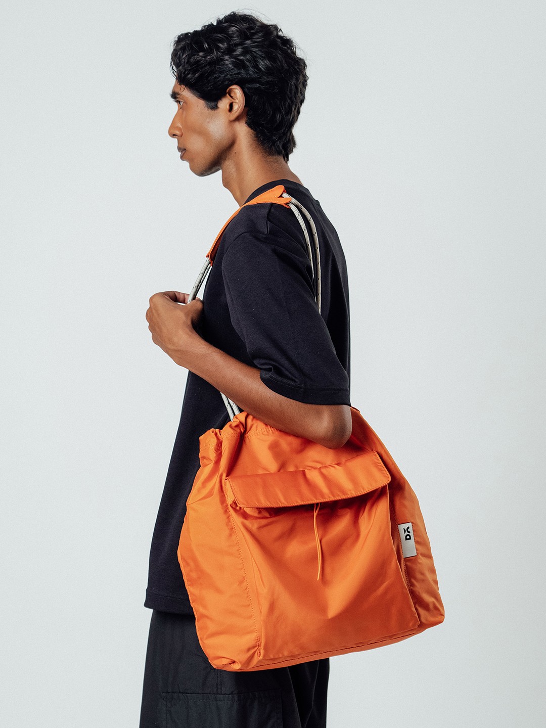 

DailyObjects Structured Shoulder Bag, Orange