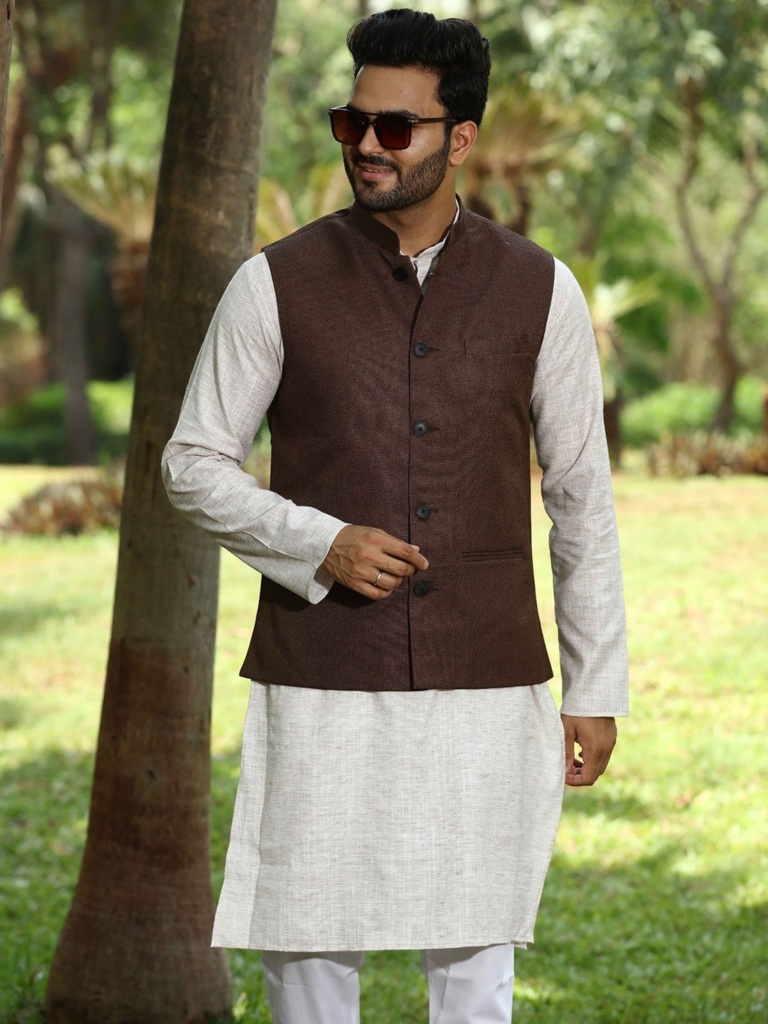 

Authentics Nehru Jacket, Brown