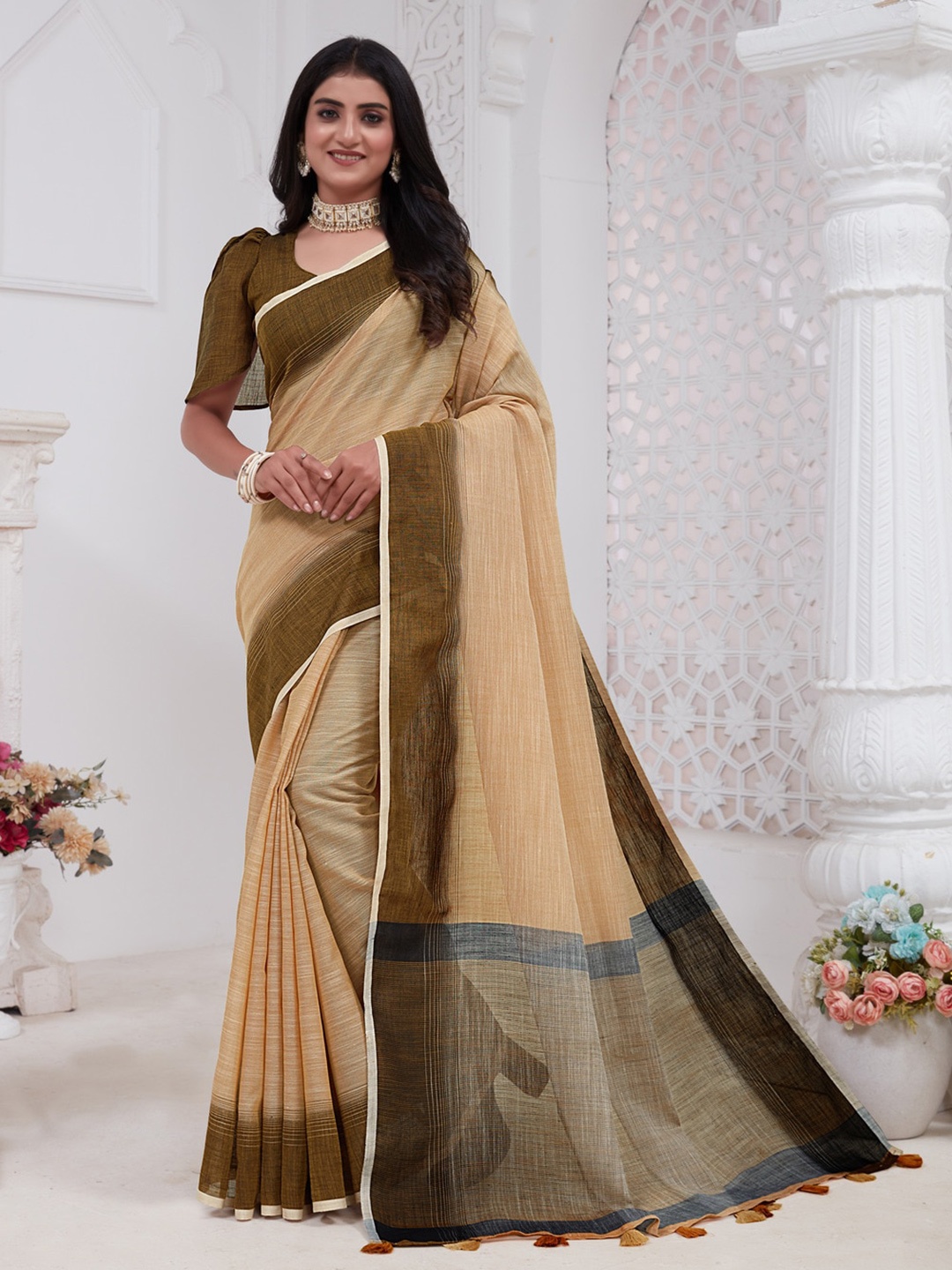 

GAJARAI Zari With Tassels Border Saree, Orange