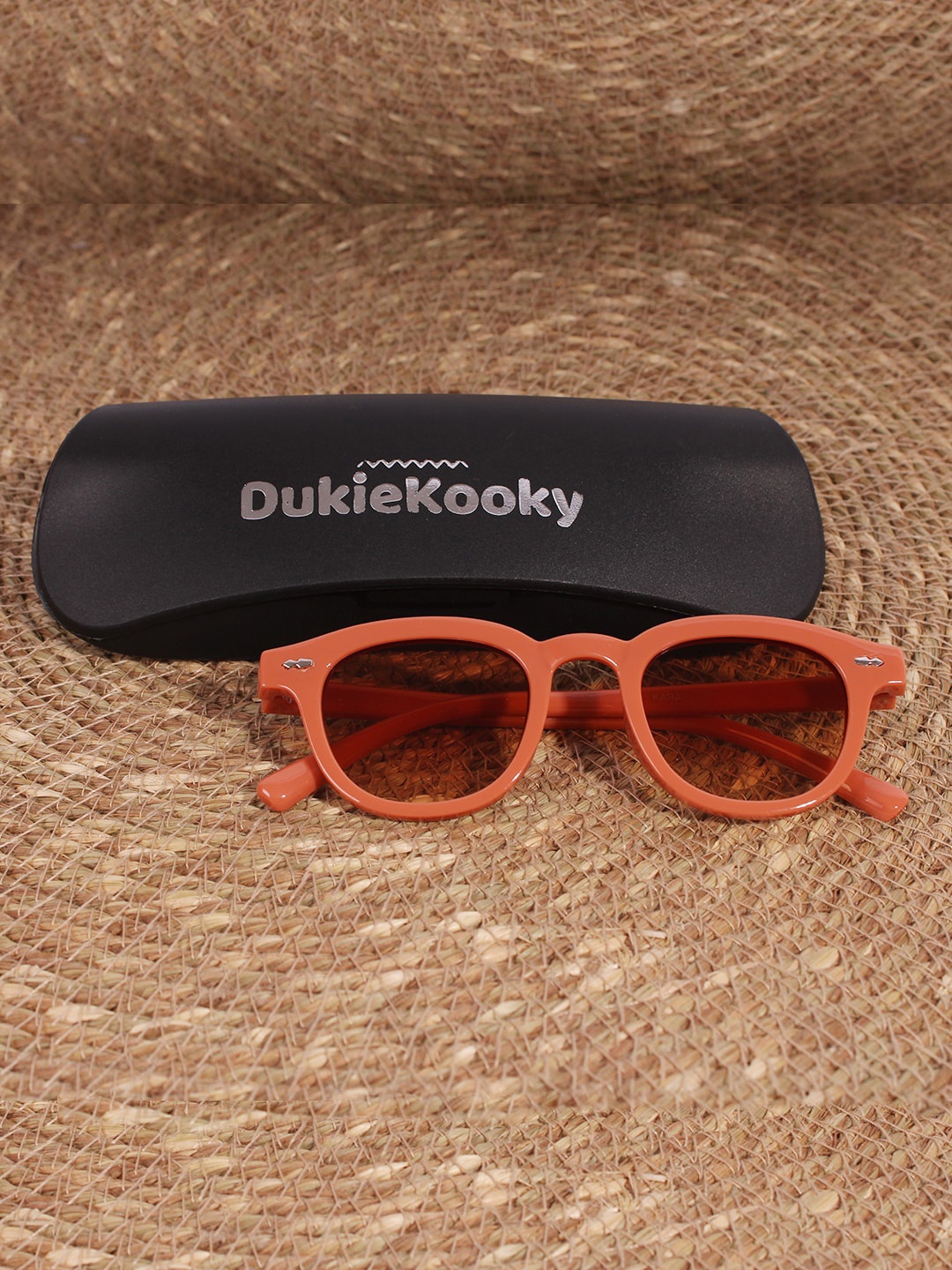 

DukieKooky Unisex Kids Wayfarer Sunglasses with UV Protected Lens, Brown