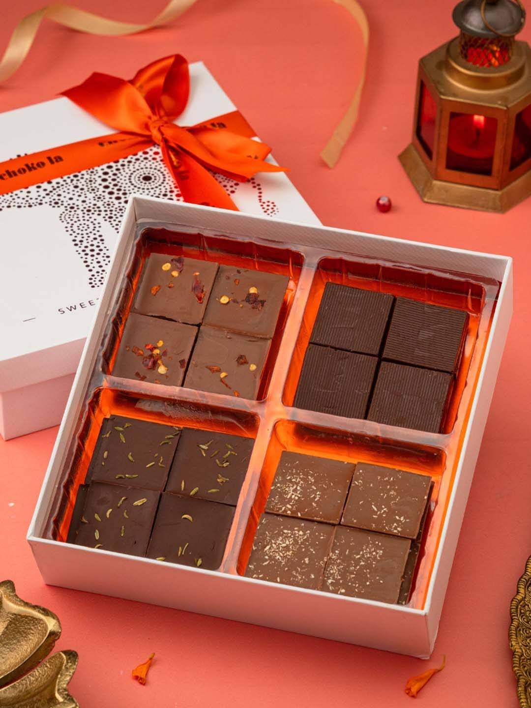 

choko la Sweet Memories Of India Chocolate Gifts-190 gms, Brown